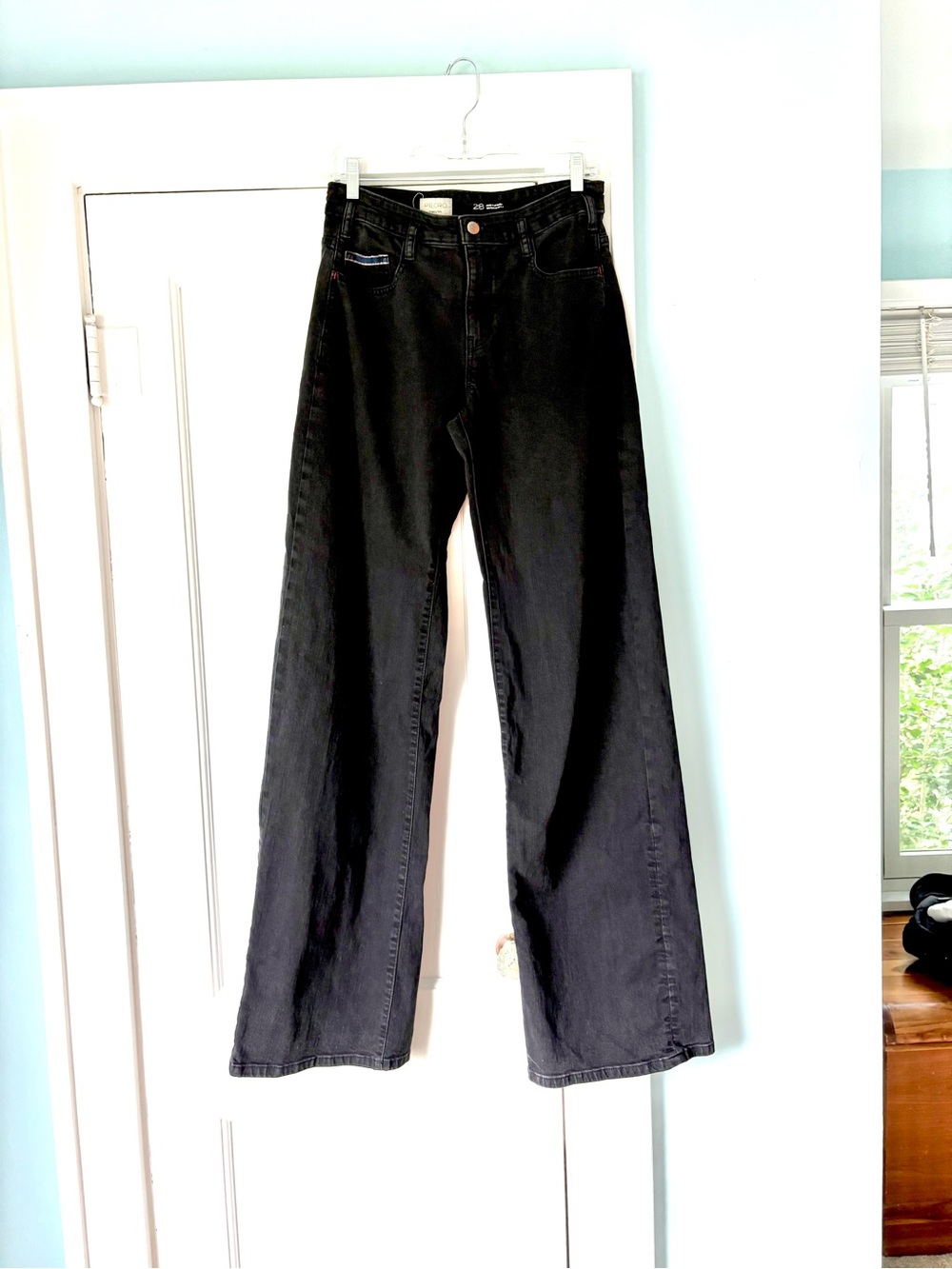 Anthropologie Pilcro Low Rise Wide Leg Jeans Black Puddle Hem Slouchy 28 Tall